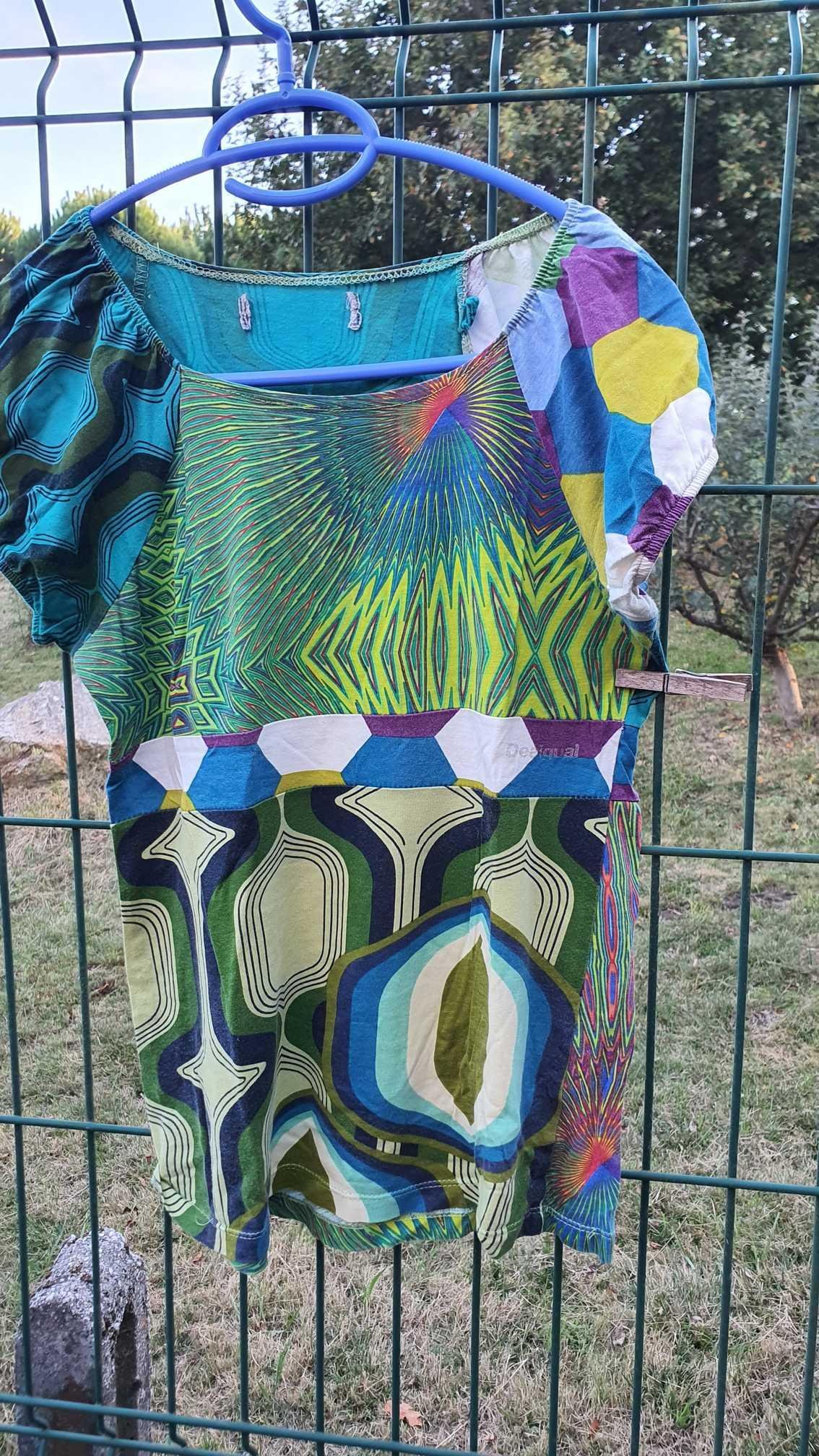 Camiseta de manga corta marca Desigual. Talla S - Imagen 3